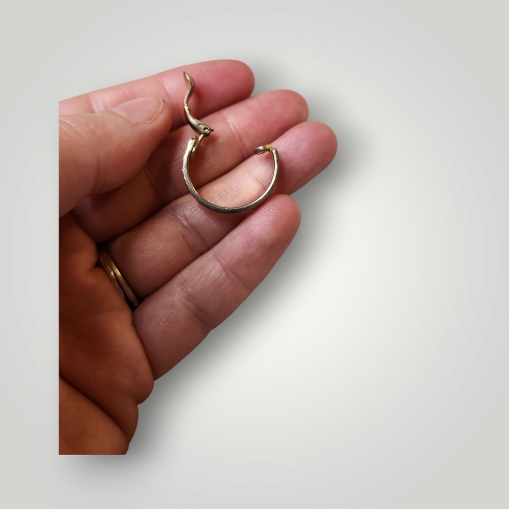 Trifari faux Gold Hoop clip on Earrings - Picture 2 of 13